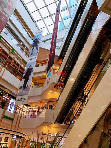 新辰里购物中心