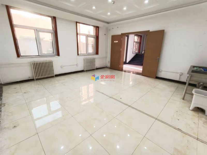 建材城中路12号园区