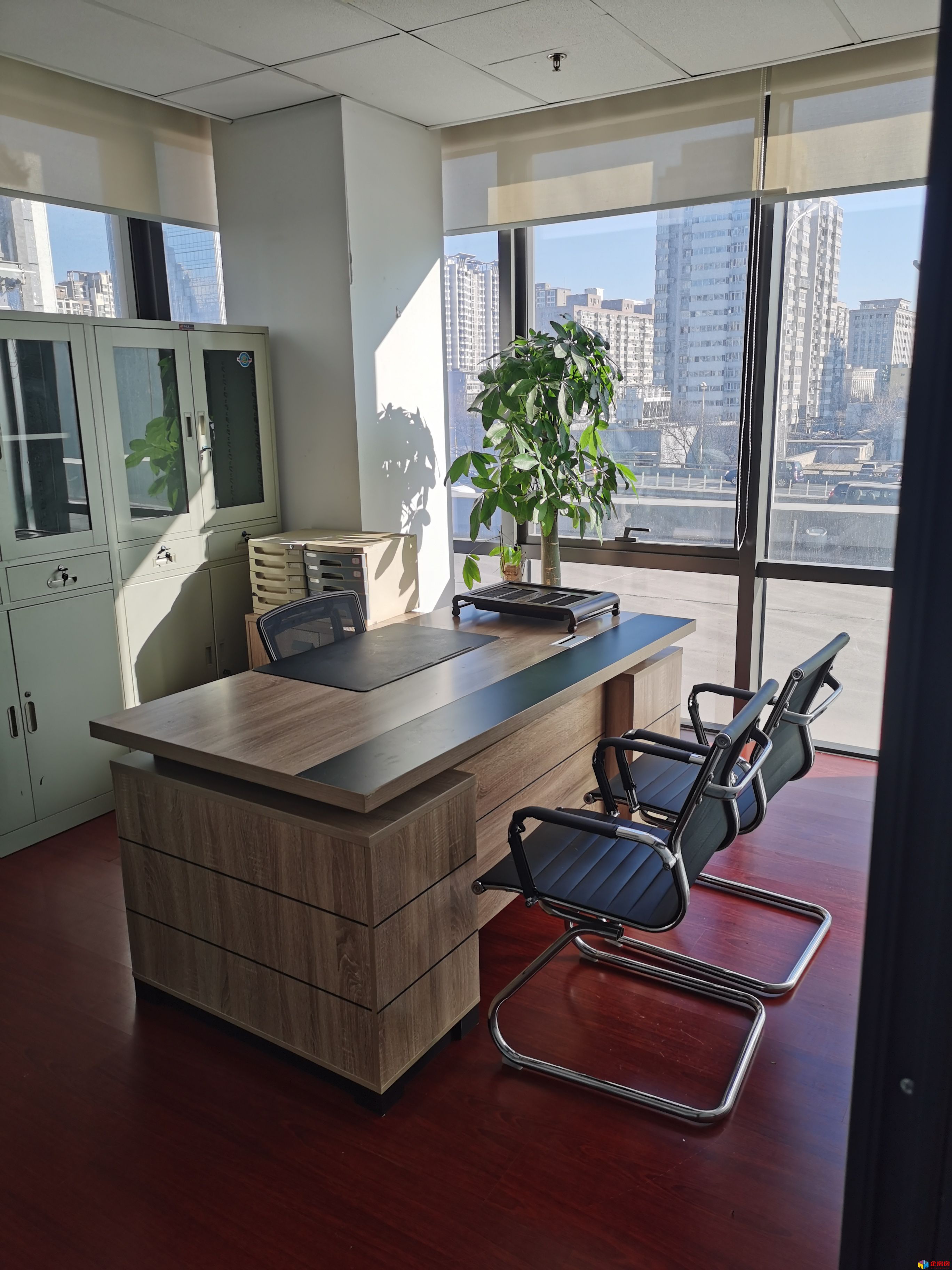 中国人民美术出版大厦 