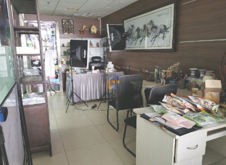 王府井购物中心（右安门店）