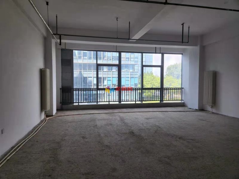 海淀绿地中央广场