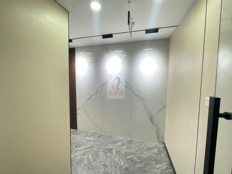 远洋国际中心CD座