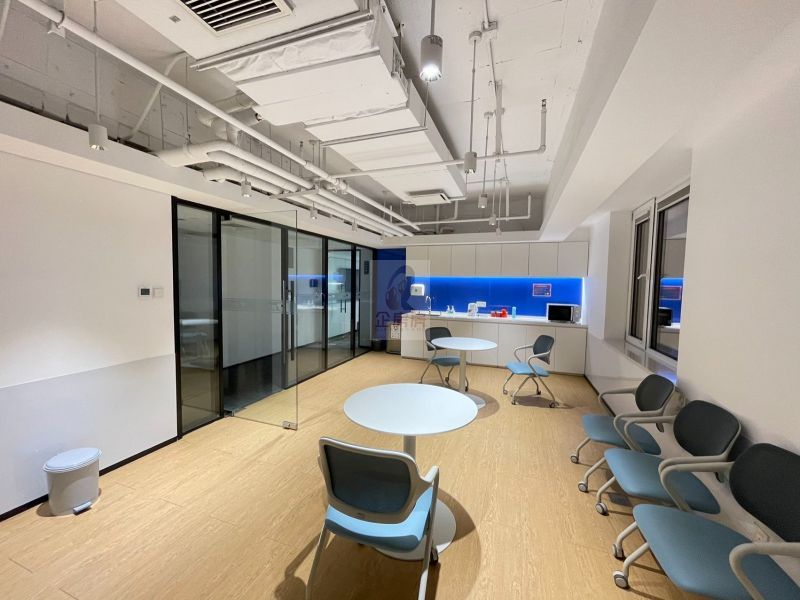 京东科技大厦（原翠宫饭店）