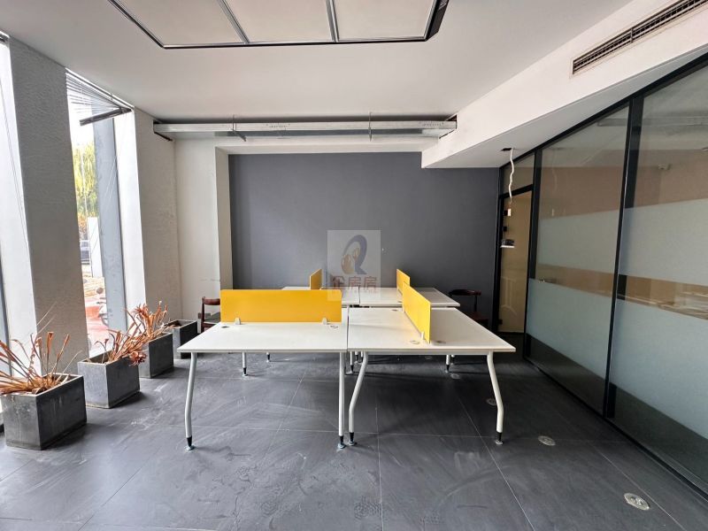 吉里国际艺术区 