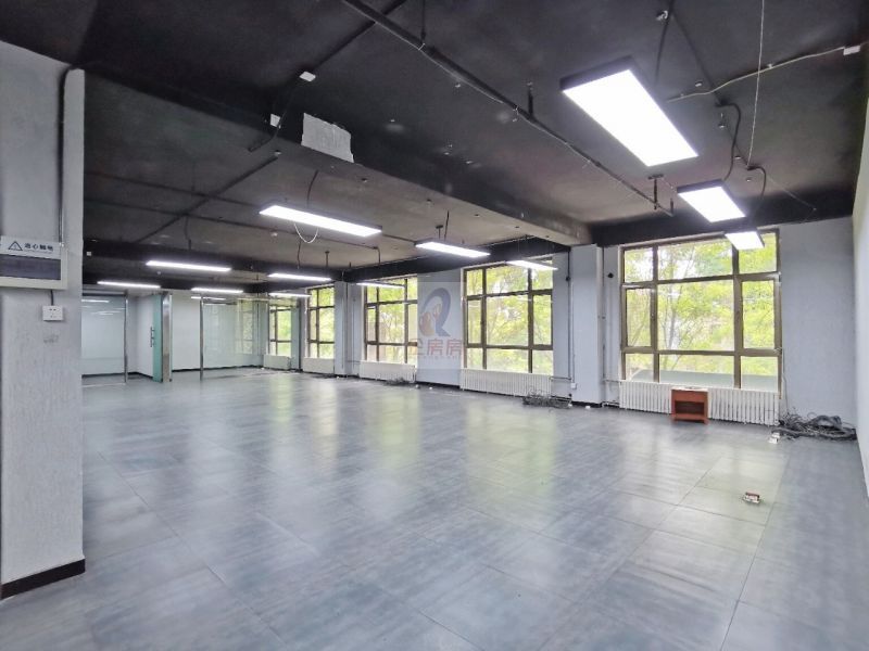 吉里国际艺术区 