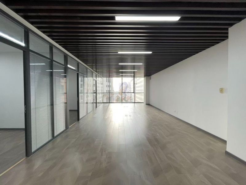 南新仓商务大厦（南新仓国际大厦）